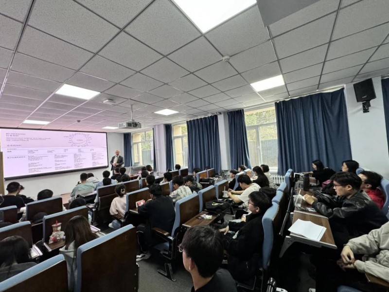 艾宾信息技术开发(大连)与内蒙古大学签约合作 共育数字化转型新动能